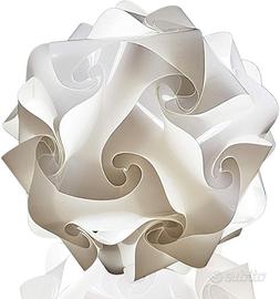 Lampada di design stile moderno da tavolo o terra