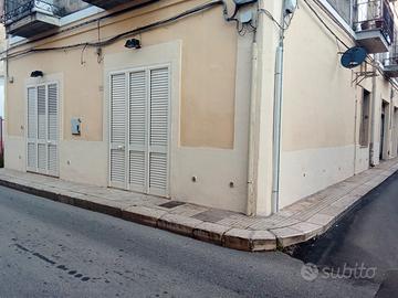 Via Roma 80 mq centro 60000 euro