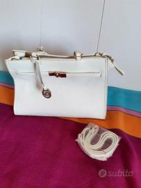 Borsa bianca Carpisa