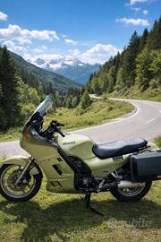 Kawasaki GTR 1000