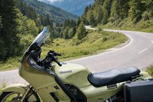 Kawasaki GTR 1000