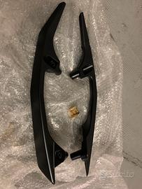 Maniglie laterali Kymco AK 550 nere