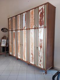 Guardaroba in legno tamburato