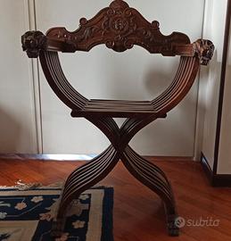 Sedia Savonarola in legno