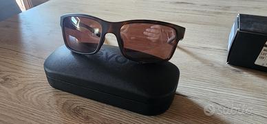 Occhiali da sole REVO