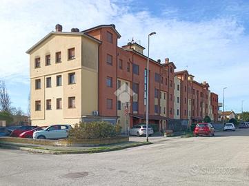 2 LOCALI A MOLINELLA