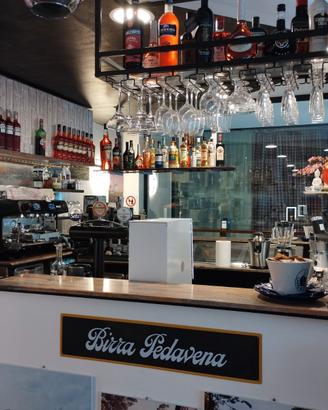 Attività bar (compreso tutte le attrezzature)