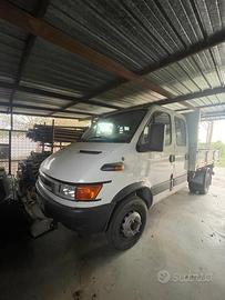 IVECO DAILY DOPPIA CABINA 65 c 15 RIBALTABILE 3 L