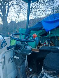 Dumper idrostatico fiori operatrice