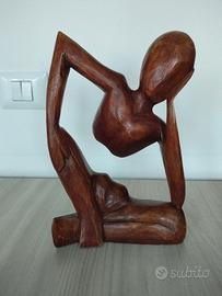 il pensatore statuina in legno
