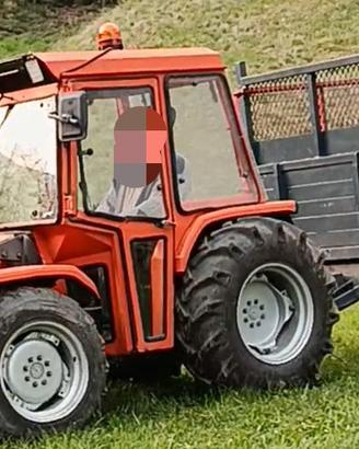 Antonio Carraro 7700 frutteto 