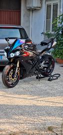 Yamaha r1 2006