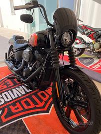 H-D STREET BOB  114 km 2200!!!