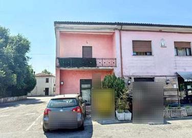 Appartamento a Zevio (VR)