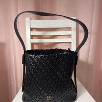 Borsa Tommy Hilfiger nera intrecciata