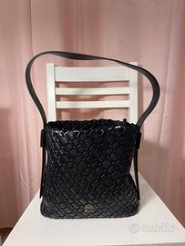 Borsa Tommy Hilfiger nera intrecciata