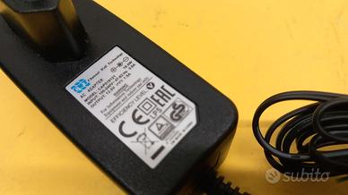 Alimentatore 220 V, uscita DC 12 V 1500 mA, 1,5 A