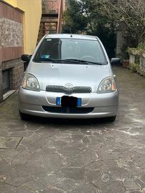 Toyota yaris 1000 benzina 5 porte
