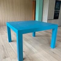Tavolo blu