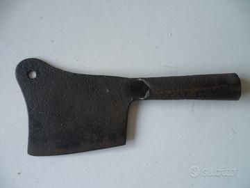 Utensile mannaia in ferro antica