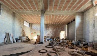 Deposito al centro di Formia via vitruvio