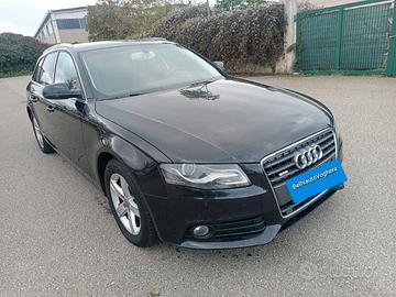 Audi A4 S-LINE 2010---1.8 Benzina