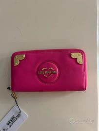 Portafoglio love moschino