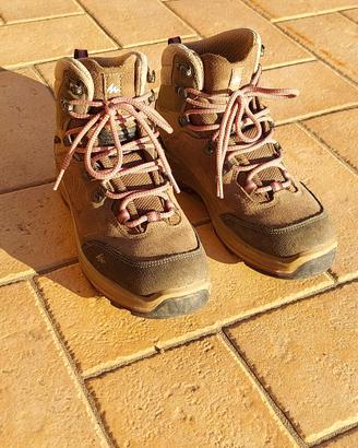 Scarponi trekking TREK 100 in cuoio impermeabile