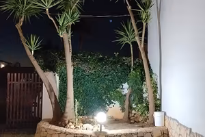 MINI APPARTAMENTO CON GIARDINO A MATINO 