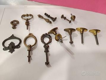 12 Pomoli Per Mobili D'arte In Ottone Ferramenta