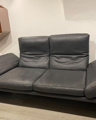 Divano design in pelle