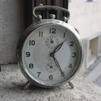 Sveglie "Veglia" vintage non funzionanti