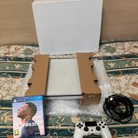 Playstation 4 slim bianca completa+ gioco