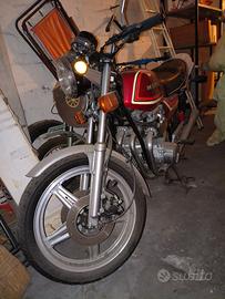 Moto d' epoca Honda CB650 1983