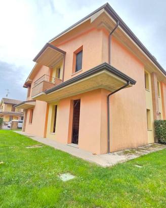 Villa di 180 m² con 5 locali e box auto a San Poss