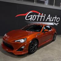TOYOTA GT86 KIT RESTYLING GME RACING ORANGE SCAR