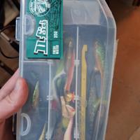 Scatola  con esche artificiali