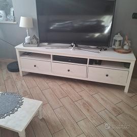 mobile TV ikea hemnes