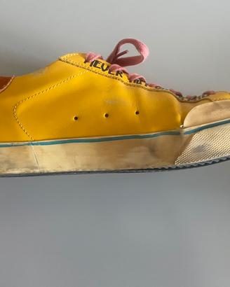 Golden Goose superstar