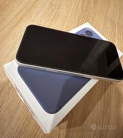 i Phone 16 plus bianco