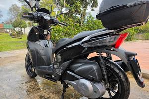 Kymco People gti 300