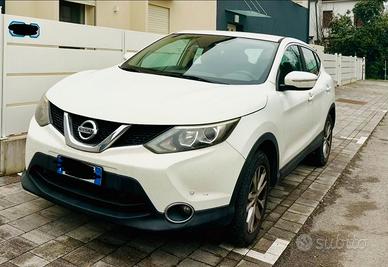 🚗 *Nissan Qashqai 1.5 dCi – Unico Proprietario!*