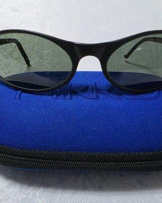 Ray-Ban Vintage P7 - Montatura Nera con Custodia