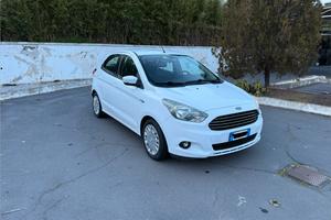 Ford ka plus 5 porte benzina