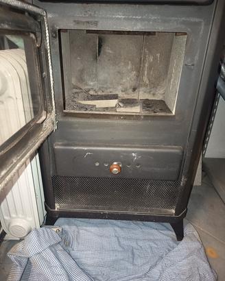 stufa a legna con forno 12kw