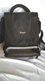 Borsa Lowepro per macchina fotografica +vano extra