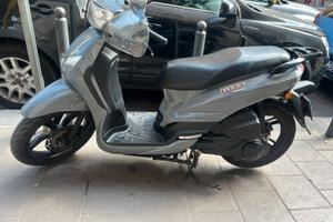 peugeot tweet 125