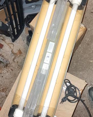 LAMPADA PER ACQUARIO REGOLABILE