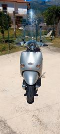scooter Aprilia Habana 