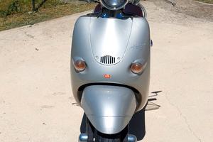 scooter Aprilia Habana 